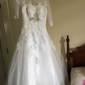 Wedding dress